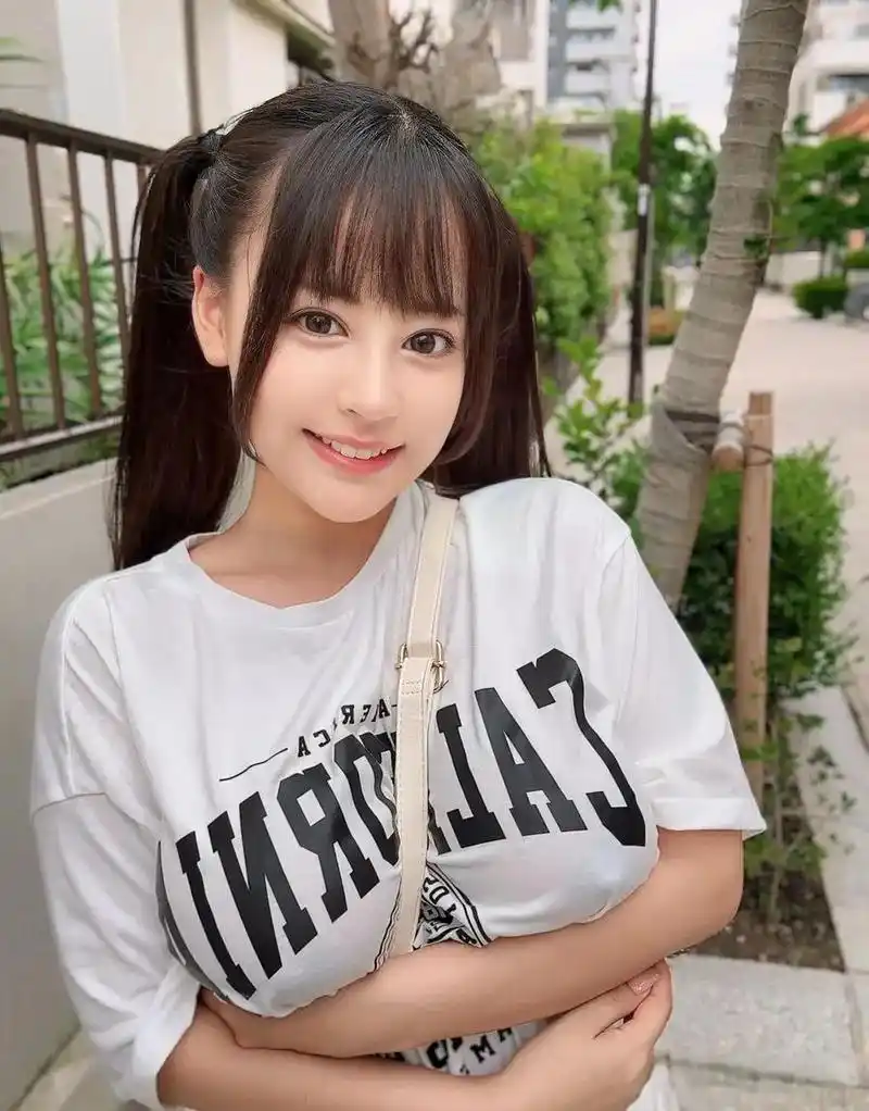 街头舞蹈女孩实录封面